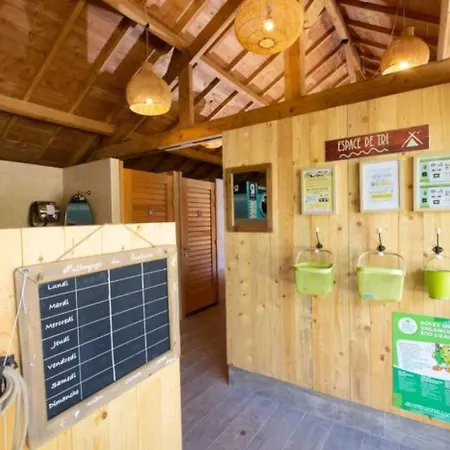 Zecamping 4 Etoiles Pataugeoire Piscine Chiens Acceptes Tente 25m2 豪华帐篷